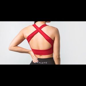 Vault bra red